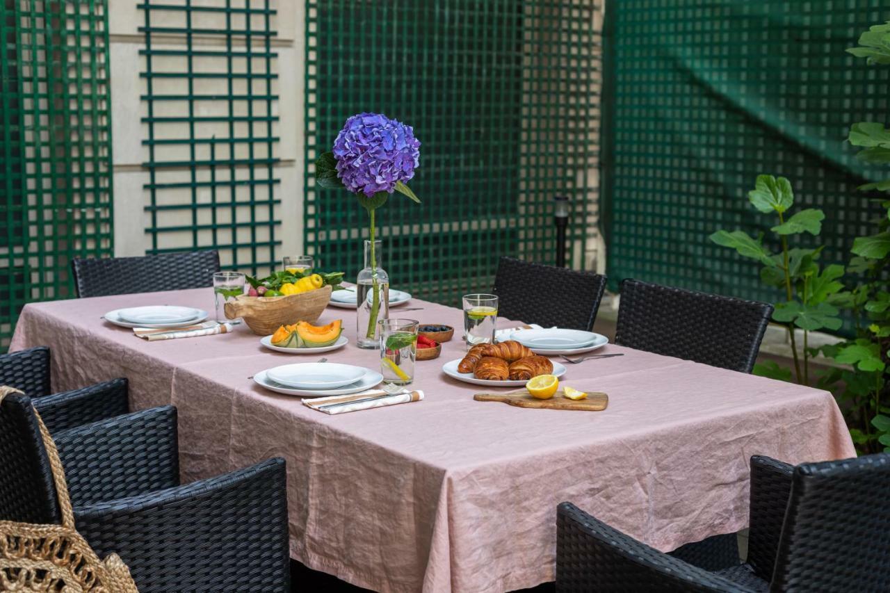 Milestay Champs Elysees París Exterior foto